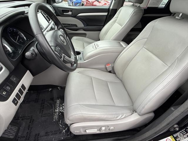 used 2017 Toyota Highlander car, priced at $22,944