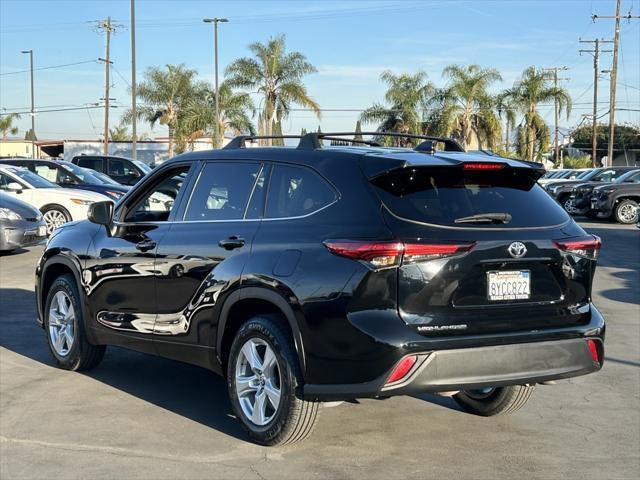 used 2021 Toyota Highlander car, priced at $30,644