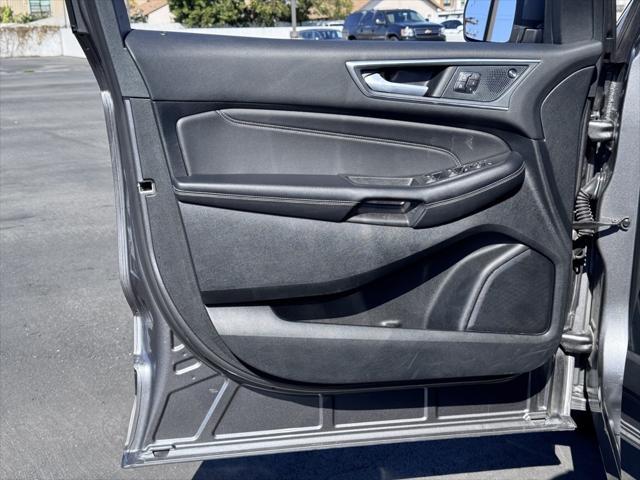 used 2024 Ford Edge car, priced at $27,999