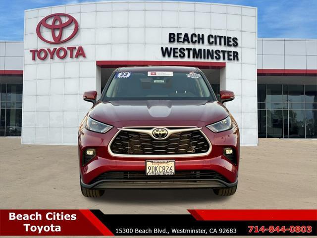 used 2022 Toyota Highlander car, priced at $32,659