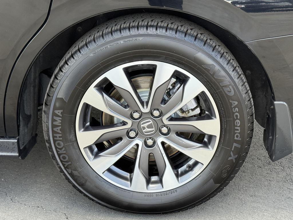 used 2023 Honda Odyssey car, priced at $31,499