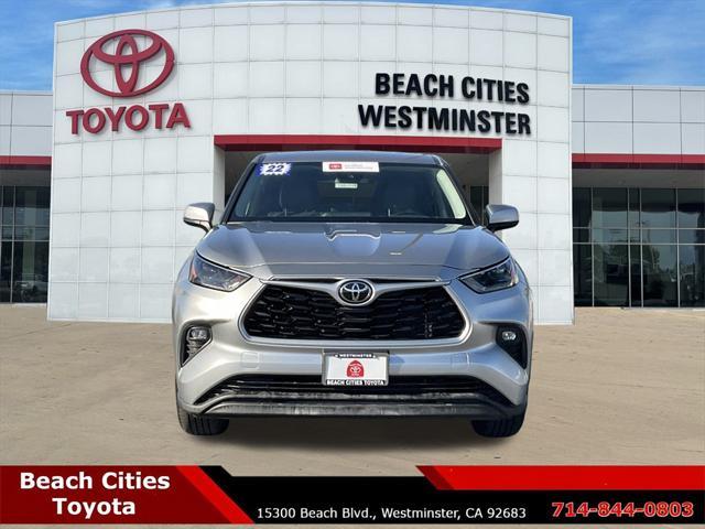 used 2022 Toyota Highlander car, priced at $29,420