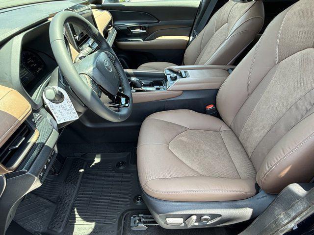 new 2025 Toyota Grand Highlander Hybrid car, priced at $61,997