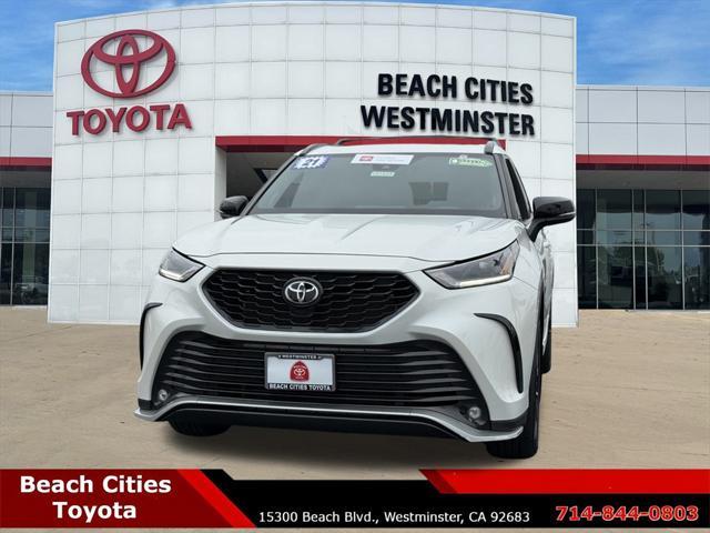 used 2021 Toyota Highlander car, priced at $37,567