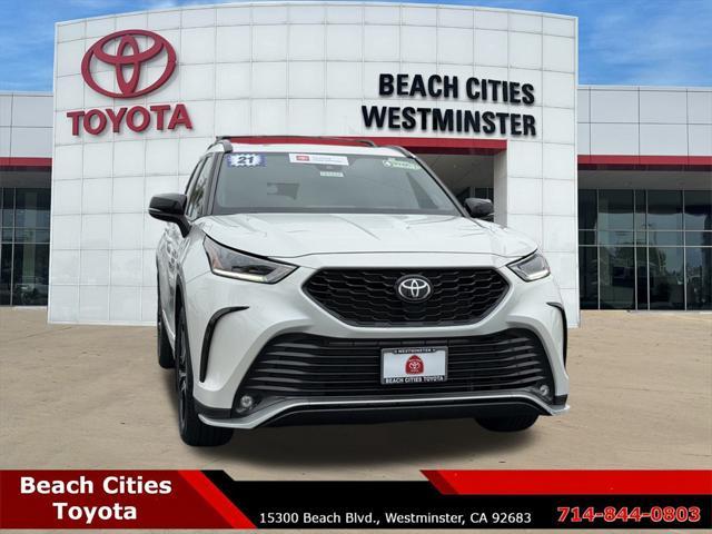 used 2021 Toyota Highlander car, priced at $37,567