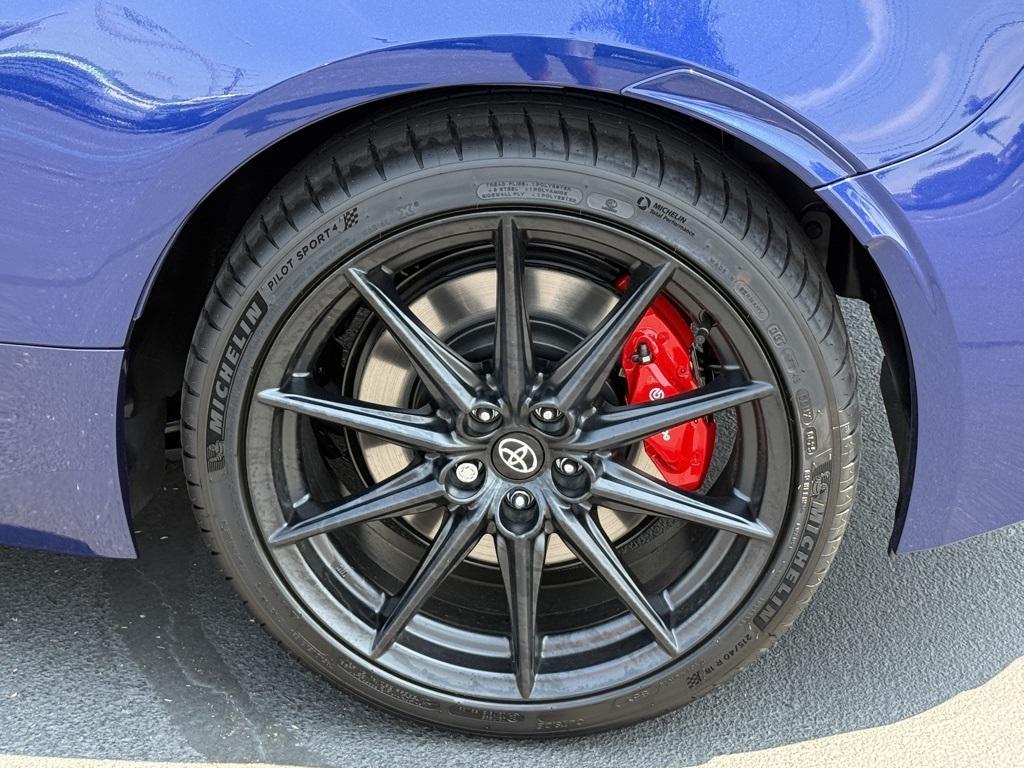 new 2025 Toyota GR86 car, priced at $39,317