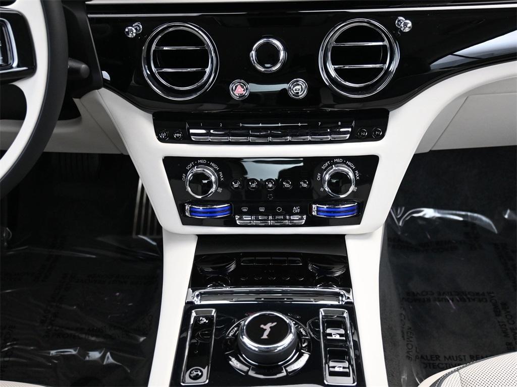 used 2024 Rolls-Royce Spectre car, priced at $399,900