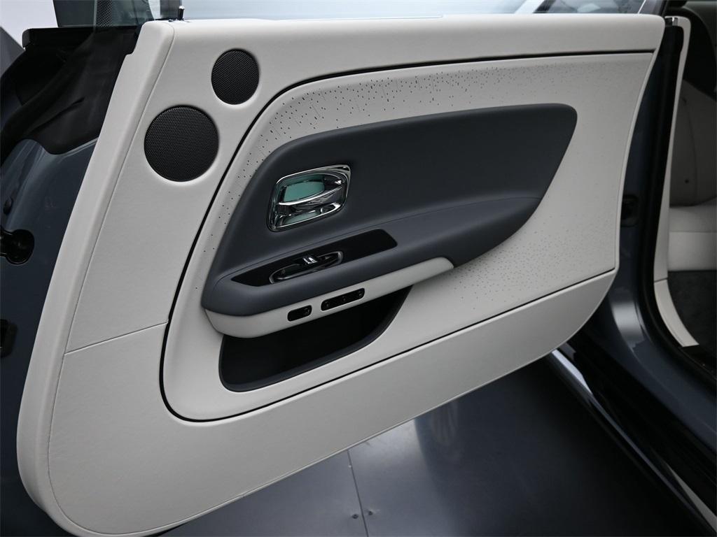 used 2024 Rolls-Royce Spectre car, priced at $399,900