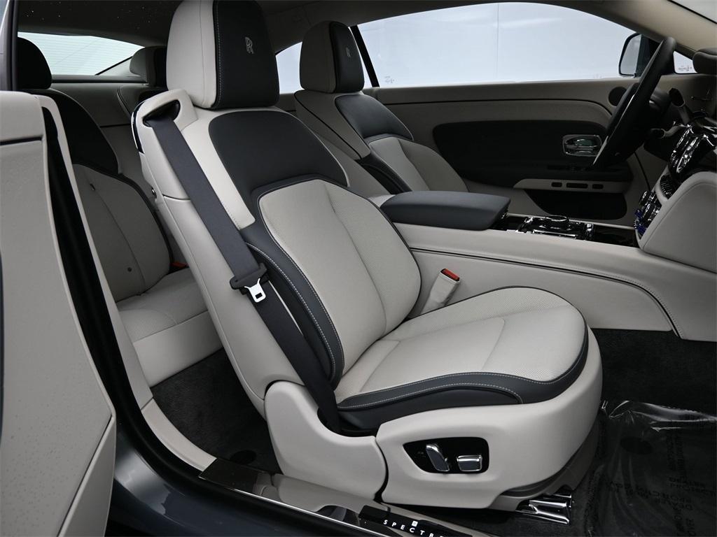 used 2024 Rolls-Royce Spectre car, priced at $399,900