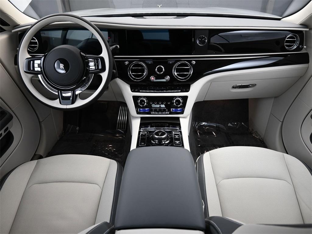 used 2024 Rolls-Royce Spectre car, priced at $399,900