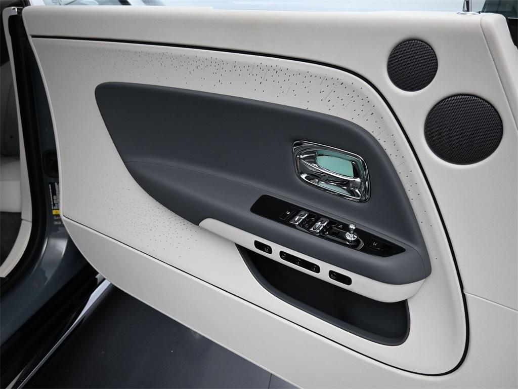 used 2024 Rolls-Royce Spectre car, priced at $399,900