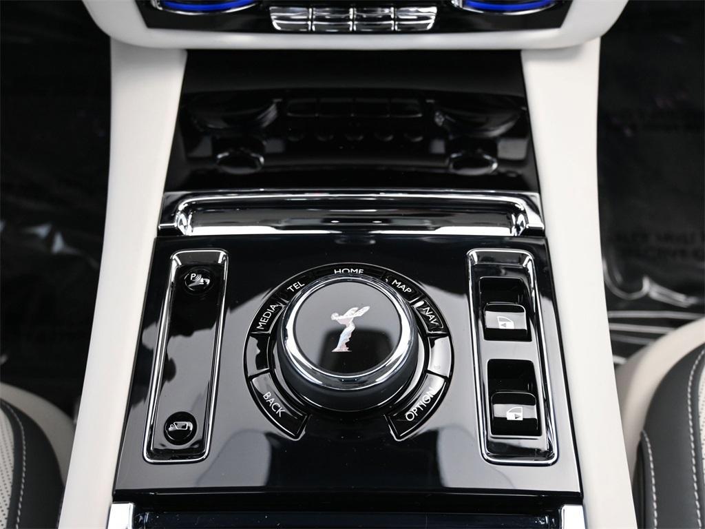 used 2024 Rolls-Royce Spectre car, priced at $399,900