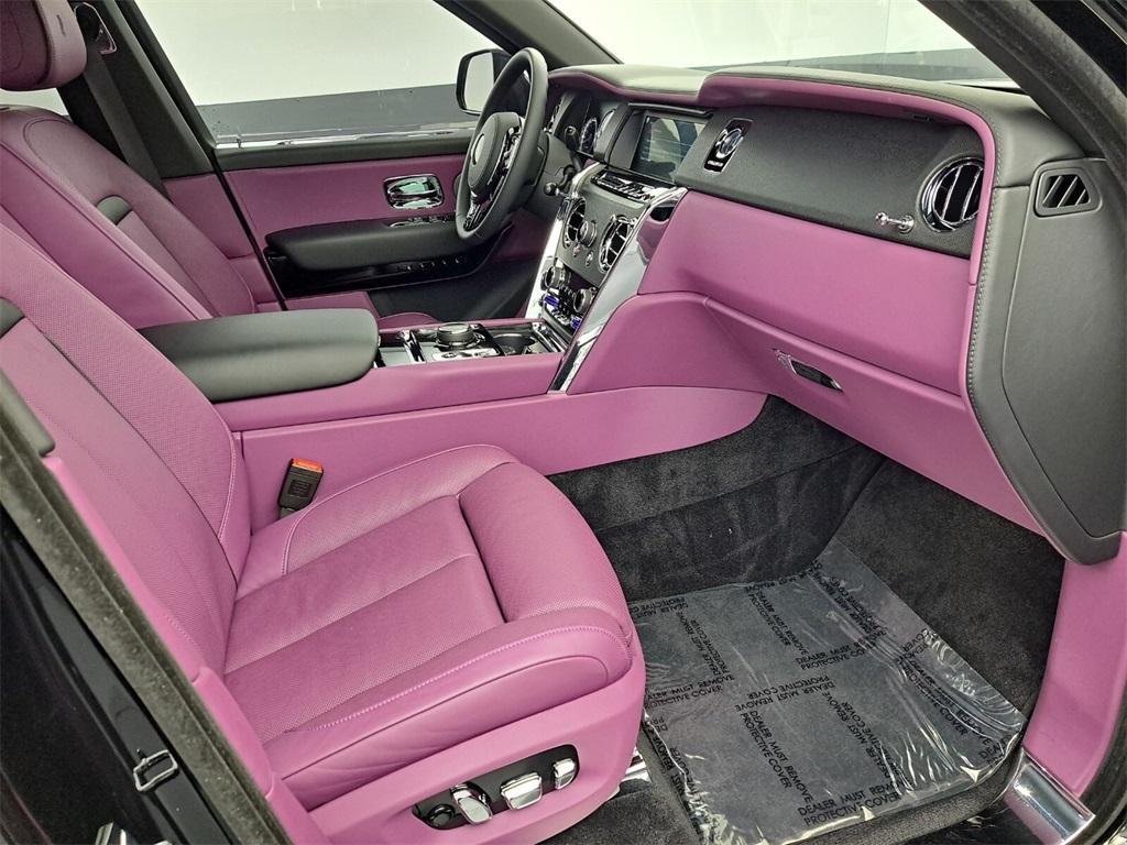used 2023 Rolls-Royce Cullinan car, priced at $319,900