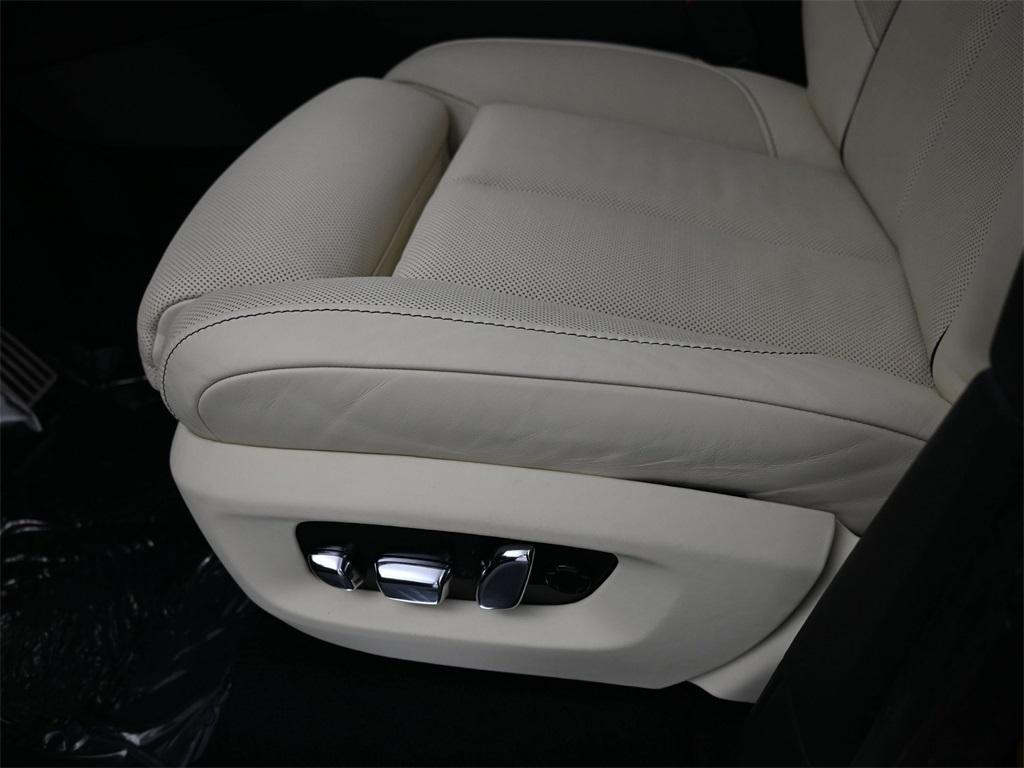 used 2020 Rolls-Royce Cullinan car, priced at $299,900