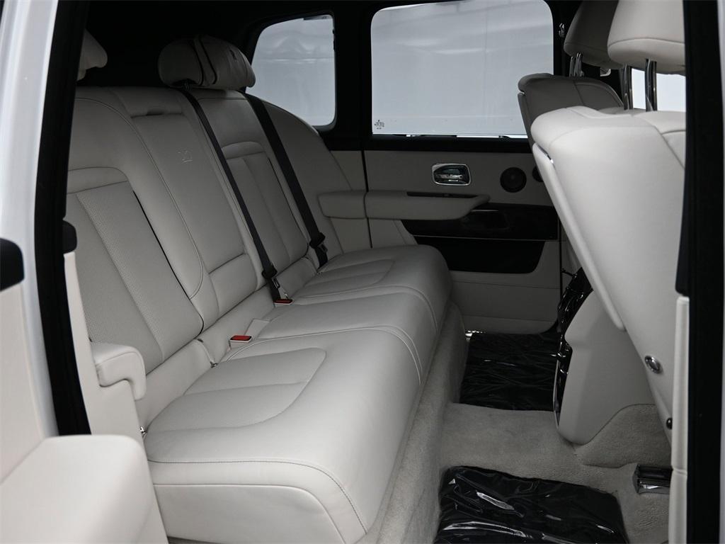 new 2025 Rolls-Royce Cullinan car, priced at $617,325