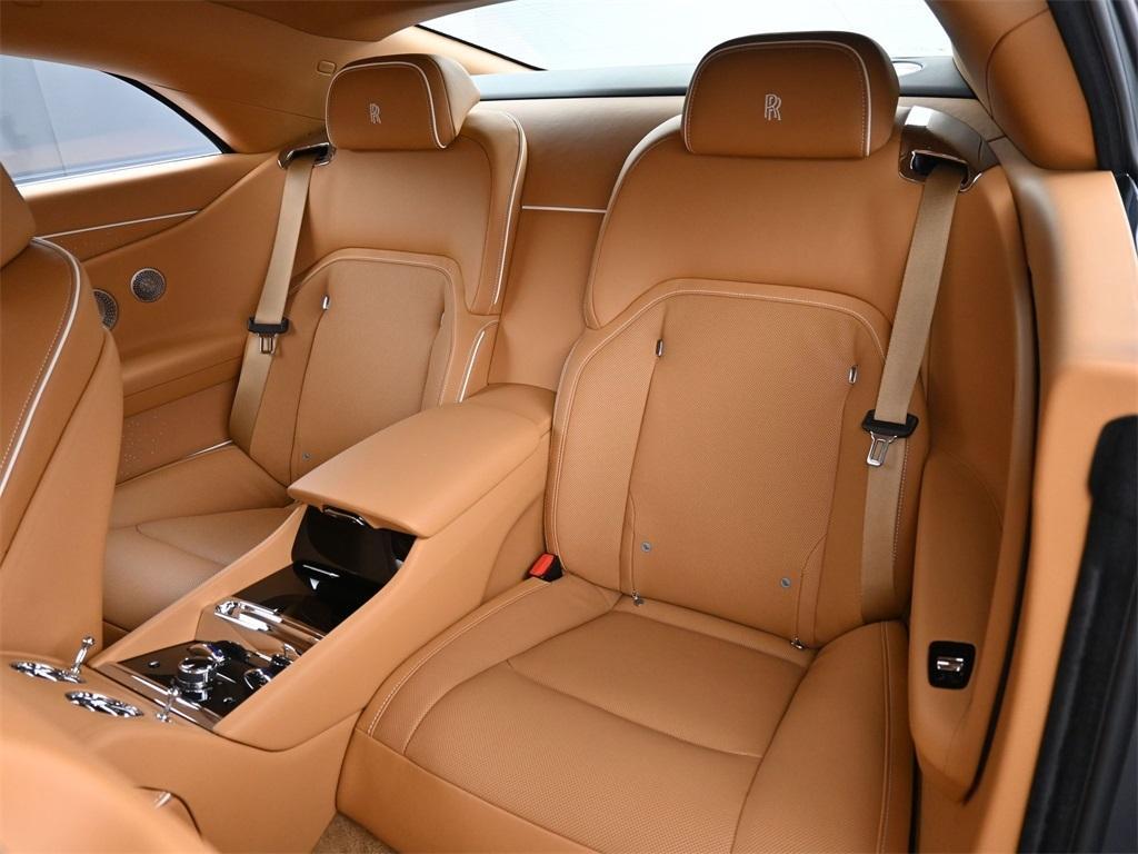 new 2025 Rolls-Royce Spectre car, priced at $513,975