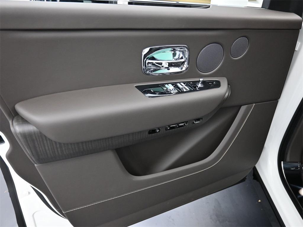 new 2025 Rolls-Royce Cullinan car, priced at $444,375