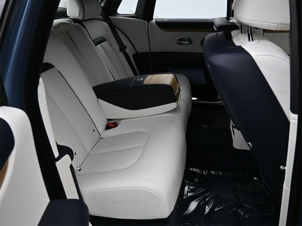 new 2025 Rolls-Royce Ghost car, priced at $423,250
