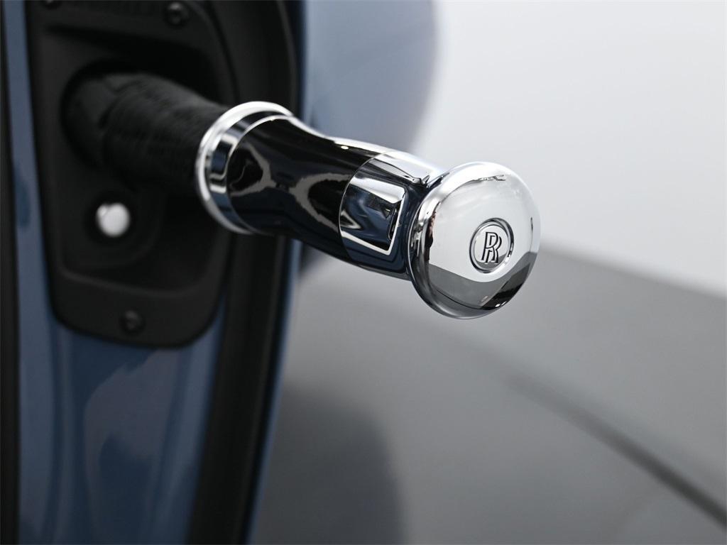new 2025 Rolls-Royce Ghost car, priced at $423,250