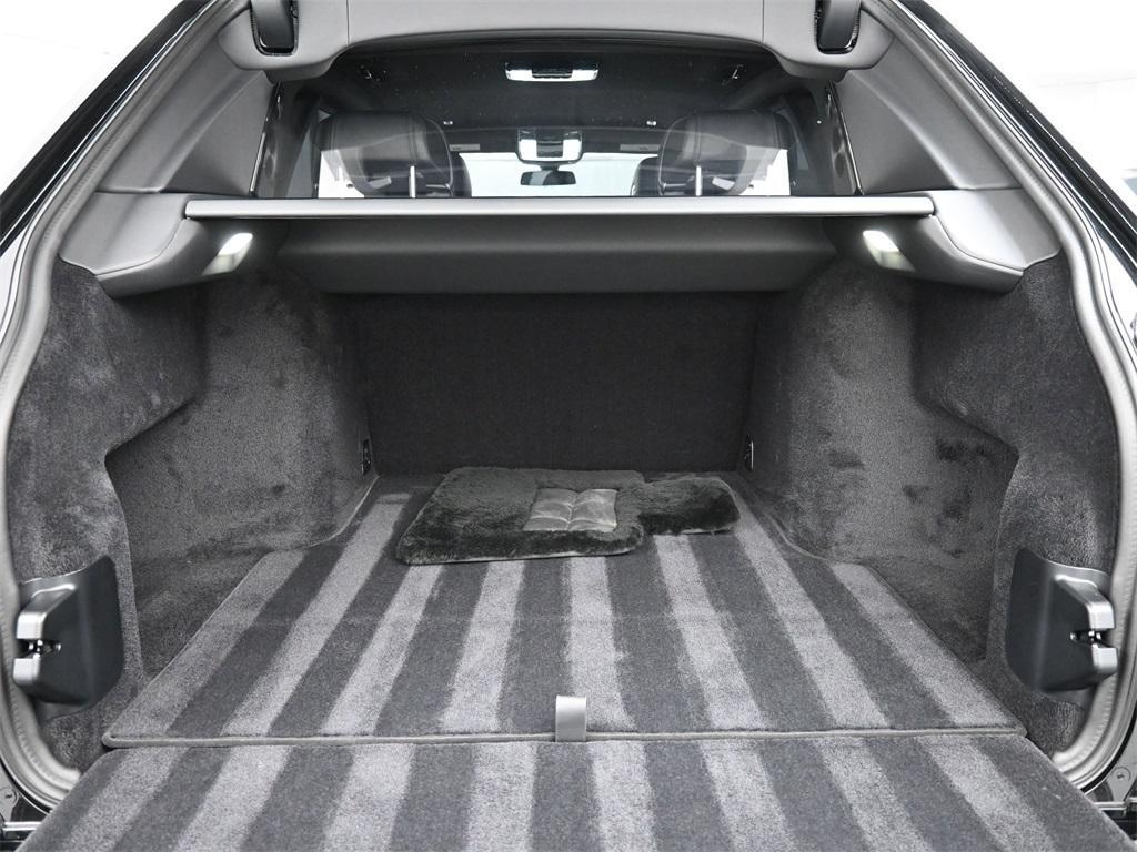 used 2023 Rolls-Royce Cullinan car, priced at $389,900