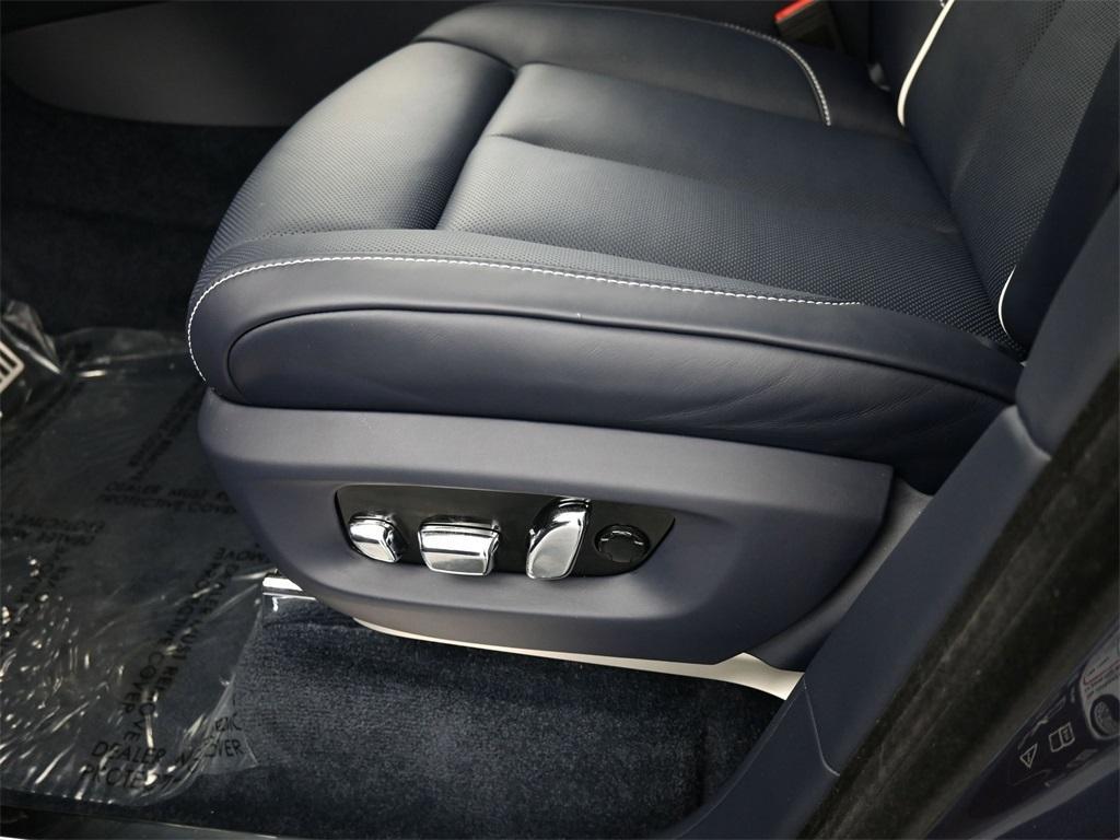 new 2025 Rolls-Royce Cullinan car, priced at $537,925