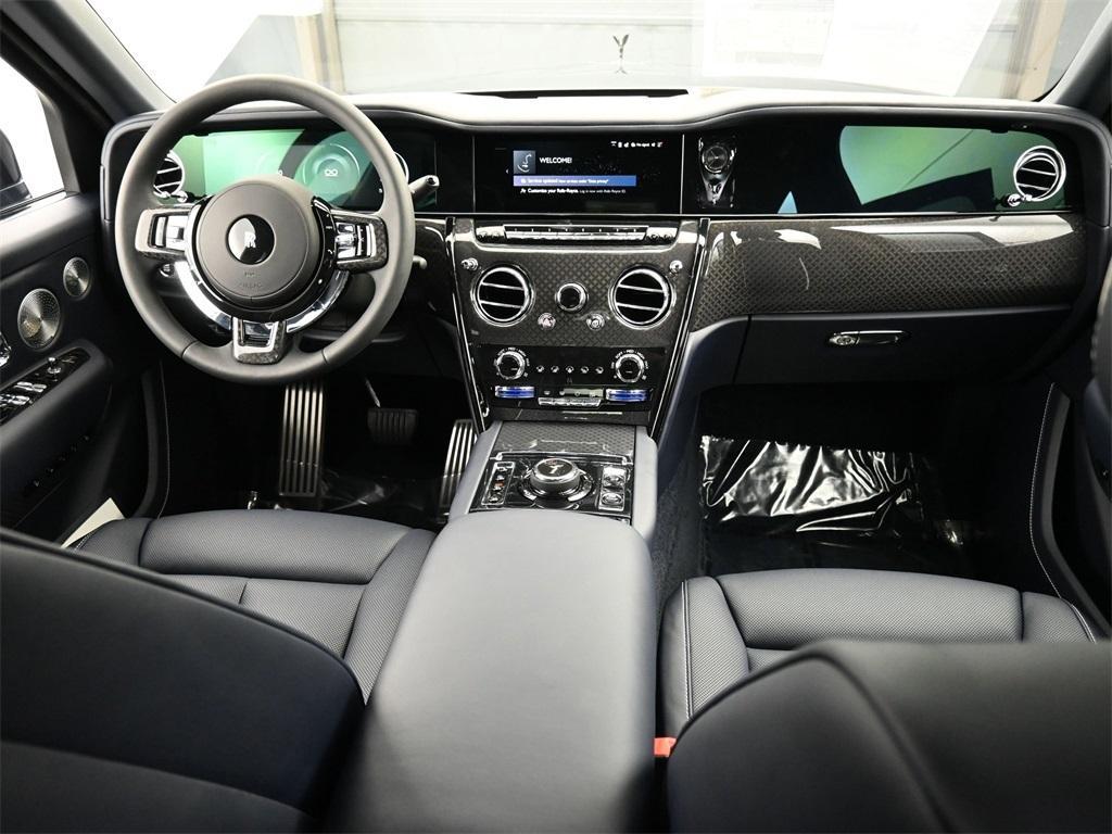 new 2025 Rolls-Royce Cullinan car, priced at $537,925