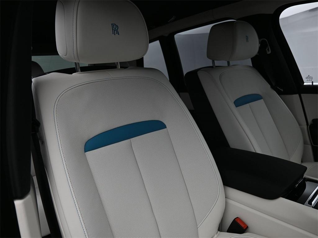 new 2025 Rolls-Royce Cullinan car, priced at $488,475