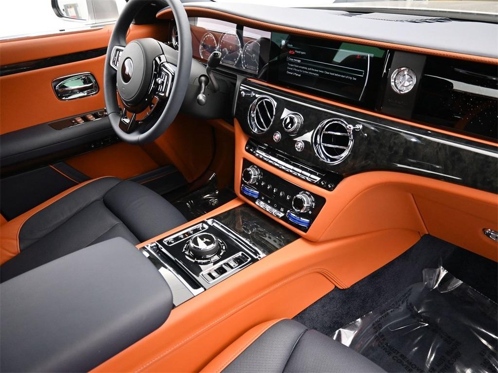 used 2022 Rolls-Royce Ghost car, priced at $279,900