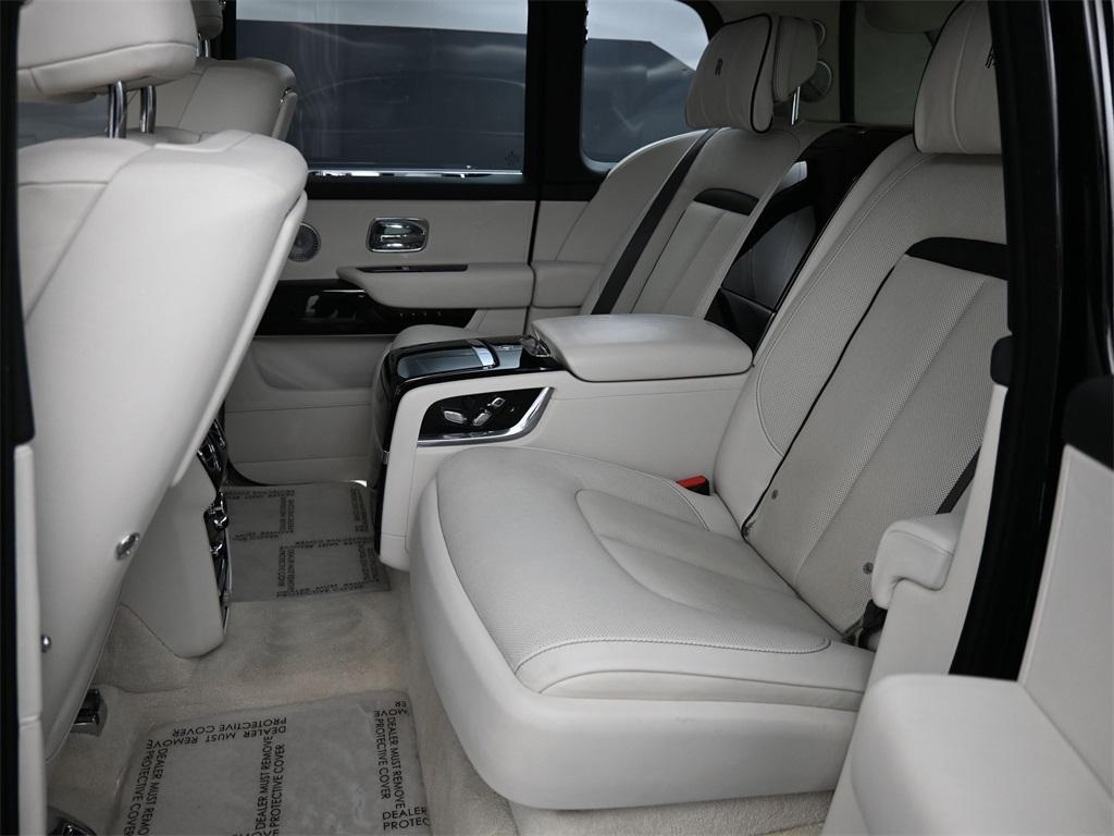 used 2019 Rolls-Royce Cullinan car, priced at $229,900