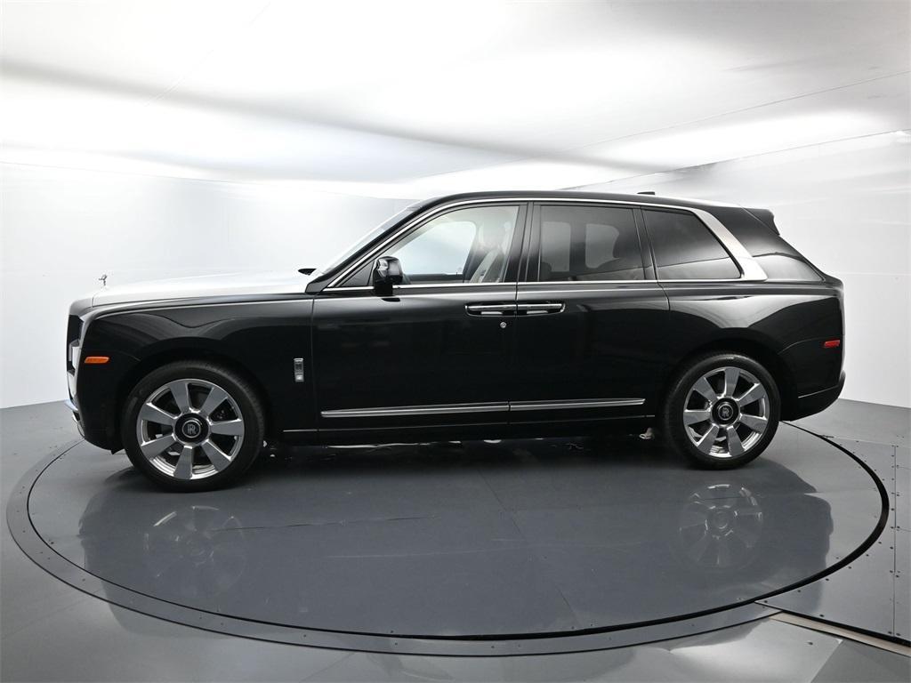 used 2019 Rolls-Royce Cullinan car, priced at $229,900