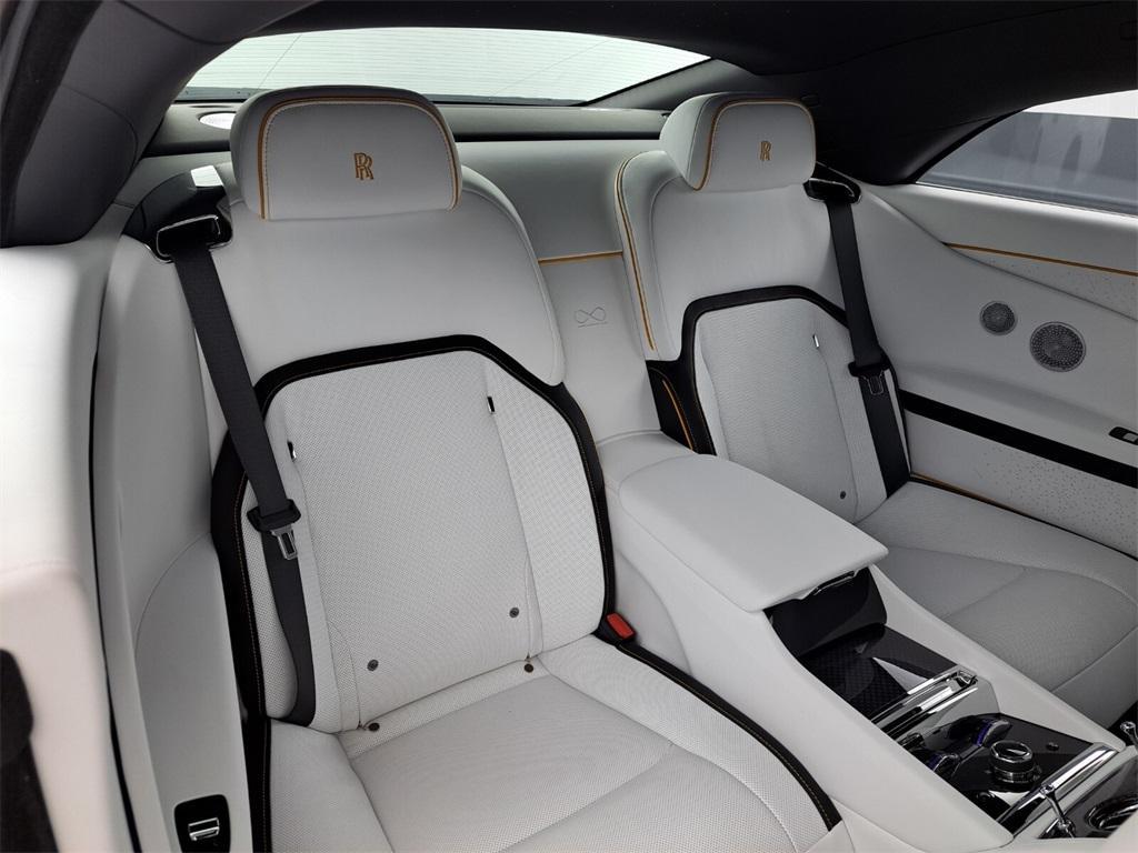 new 2025 Rolls-Royce Spectre car, priced at $560,650