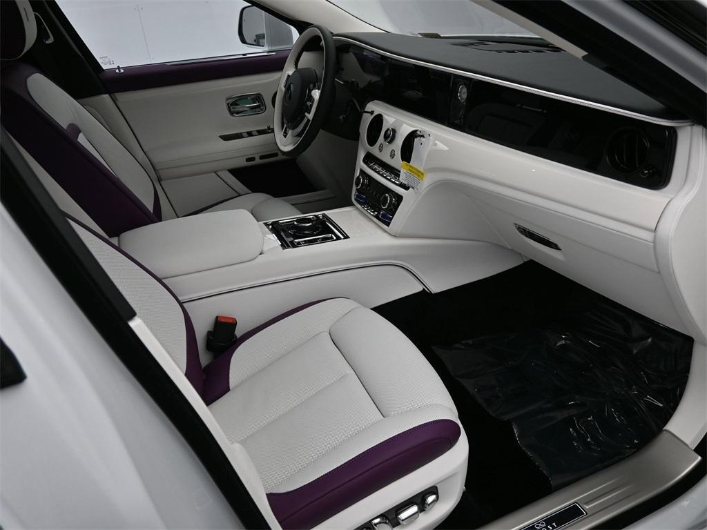 new 2025 Rolls-Royce Ghost car, priced at $530,250