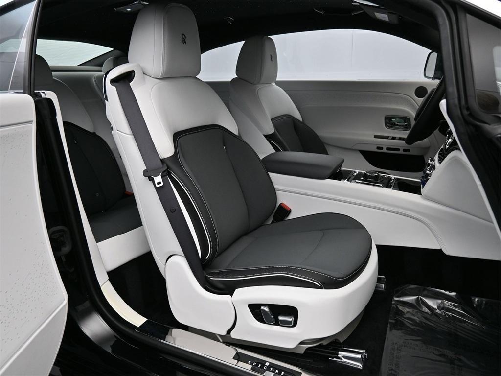 used 2024 Rolls-Royce Spectre car, priced at $389,900