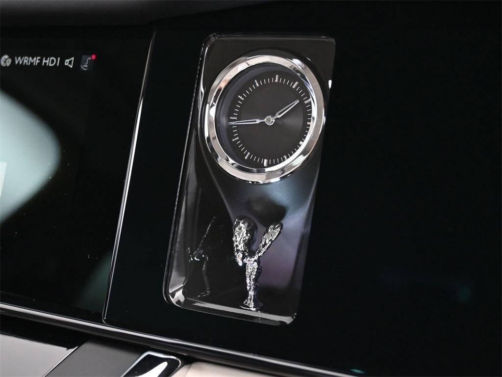 new 2025 Rolls-Royce Cullinan car, priced at $438,975