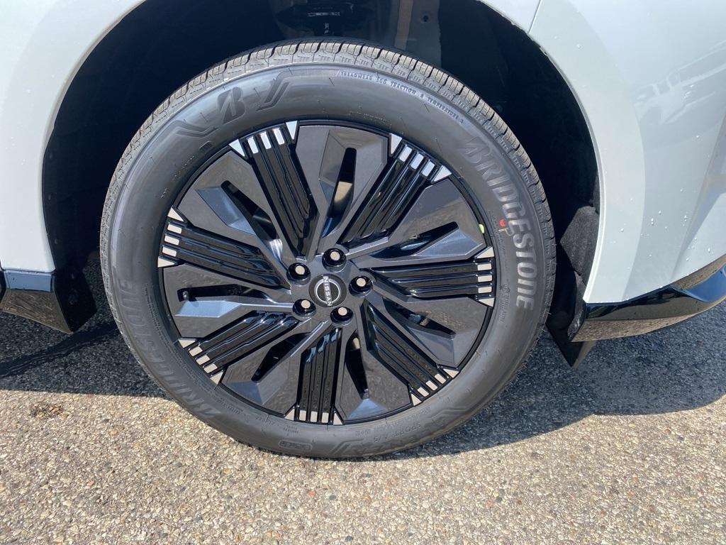 new 2025 Nissan Murano car, priced at $50,193