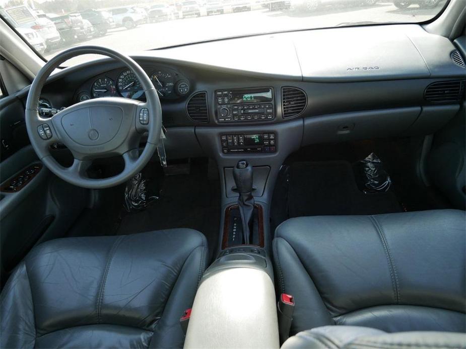 used 2002 Buick Regal car, priced at $9,502