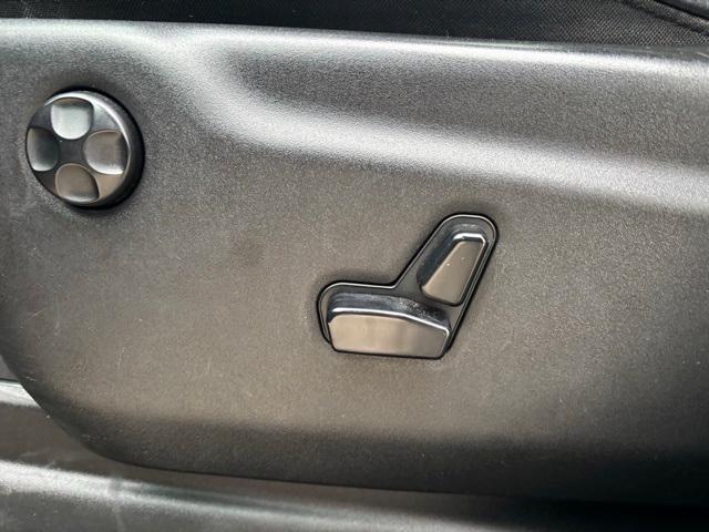 used 2015 Jeep Grand Cherokee car, priced at $17,200