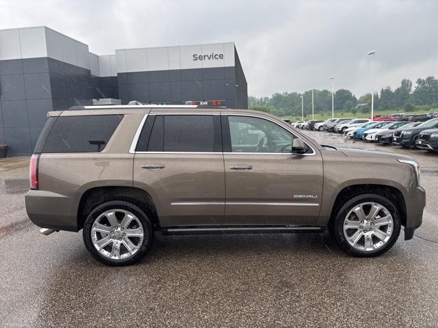 used 2016 GMC Yukon car, priced at $28,900