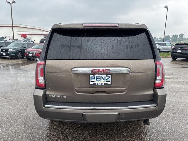 used 2016 GMC Yukon car, priced at $28,900
