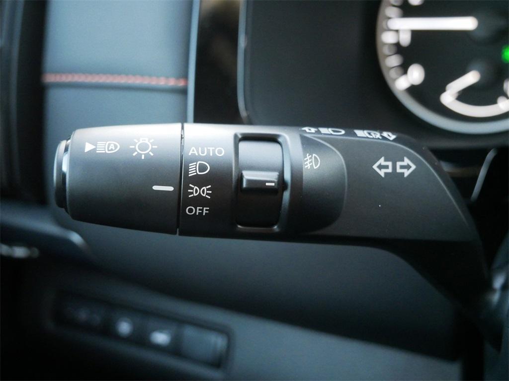 new 2025 Nissan Pathfinder car, priced at $42,357