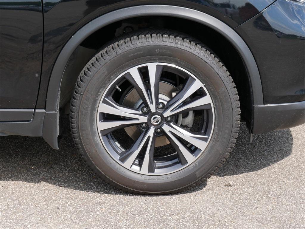 used 2019 Nissan Rogue car, priced at $17,200
