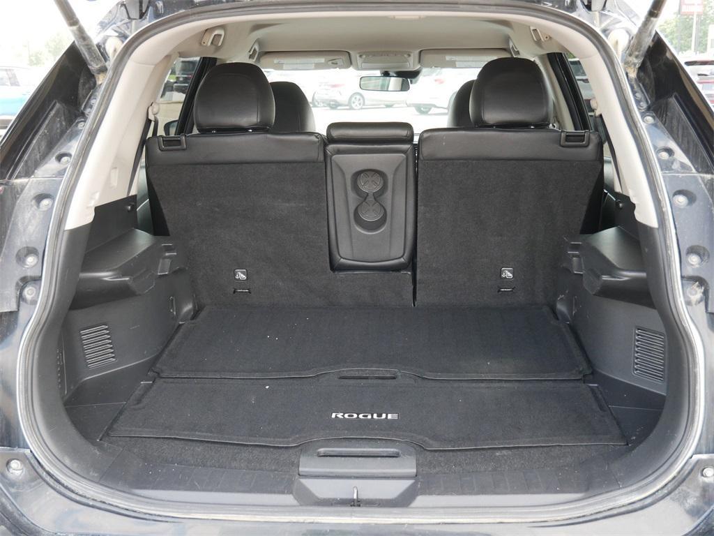 used 2019 Nissan Rogue car, priced at $17,200