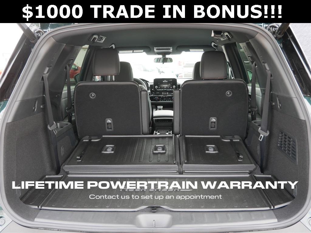 new 2025 Nissan Pathfinder car, priced at $47,175