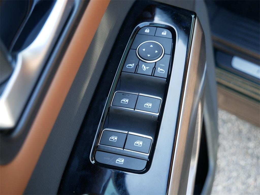 new 2025 Nissan Pathfinder car, priced at $54,655