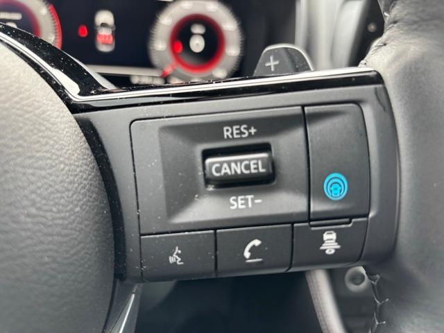 used 2023 Nissan Rogue car, priced at $32,900