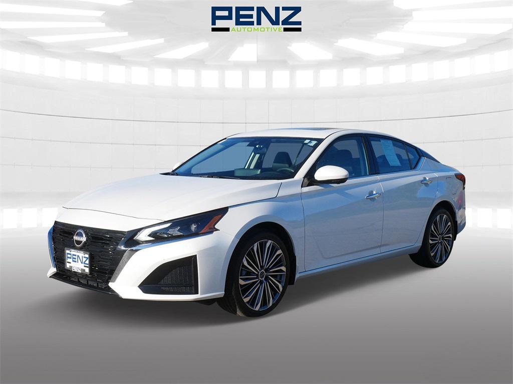 used 2025 Nissan Altima car, priced at $28,900