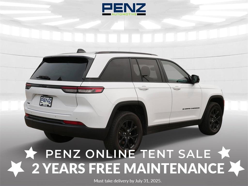 used 2024 Jeep Grand Cherokee car, priced at $31,000