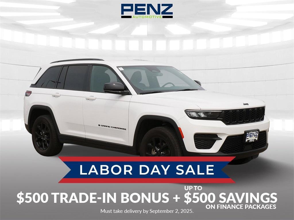 used 2024 Jeep Grand Cherokee car, priced at $28,500