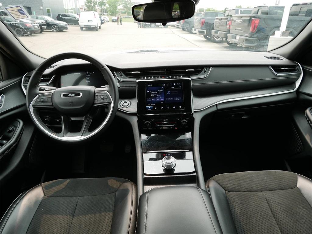 used 2024 Jeep Grand Cherokee car, priced at $33,500