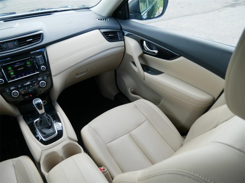 used 2020 Nissan Rogue car, priced at $22,700